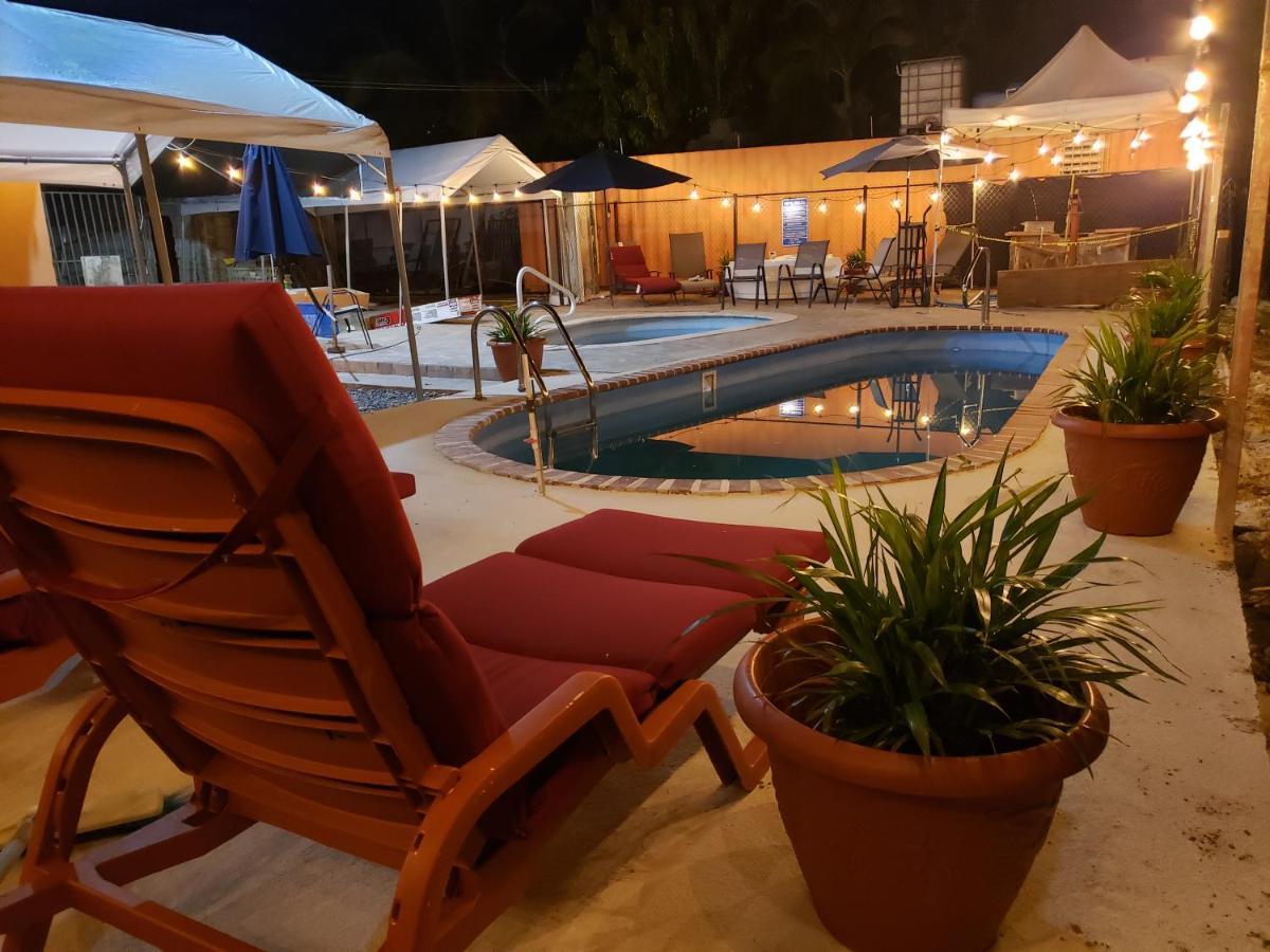 Discovery Beach Apartments 阿瓜达 外观 照片