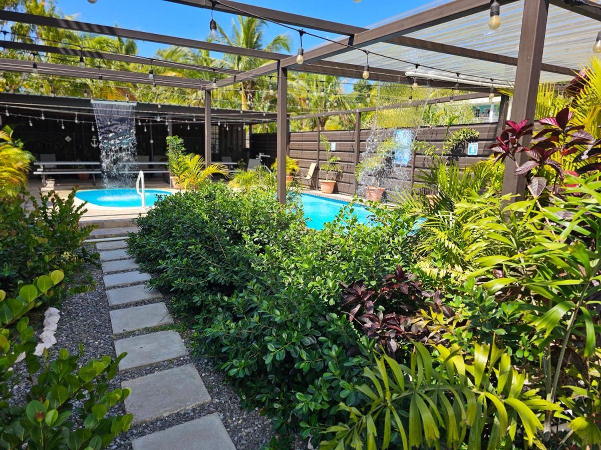 Discovery Beach Apartments 阿瓜达 外观 照片