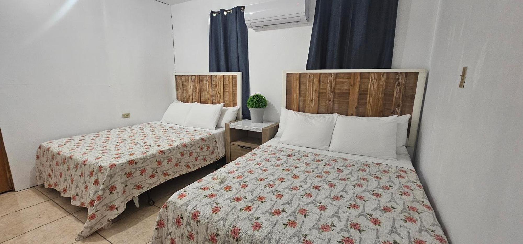 Discovery Beach Apartments 阿瓜达 外观 照片