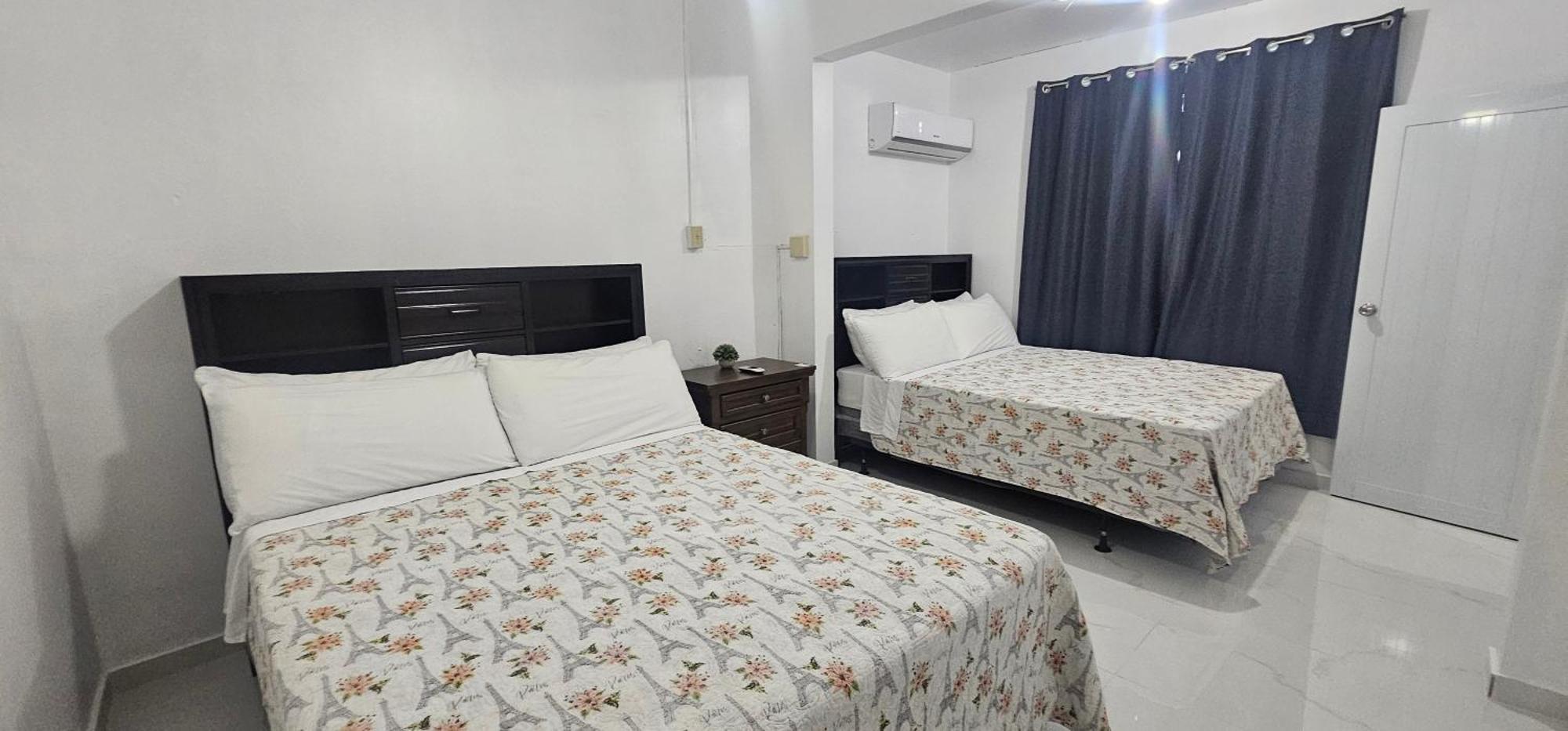 Discovery Beach Apartments 阿瓜达 外观 照片